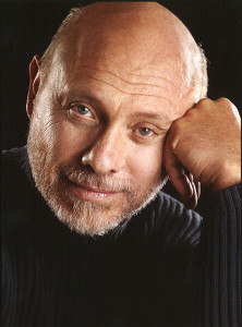 hector_elizondo_2